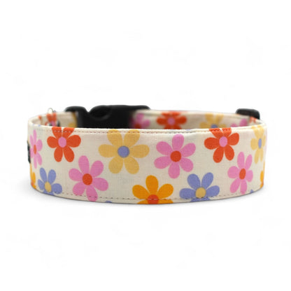 Retro Daisy Dog Collar